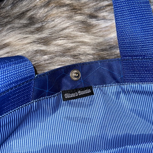 ASEA *NEW* Tote Bag - Picture 9 of 16